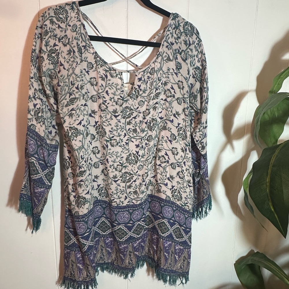 Altar’d State Women’s Long Sleeve Blouse with Fringe Size Medium - Picture 7 of 13
